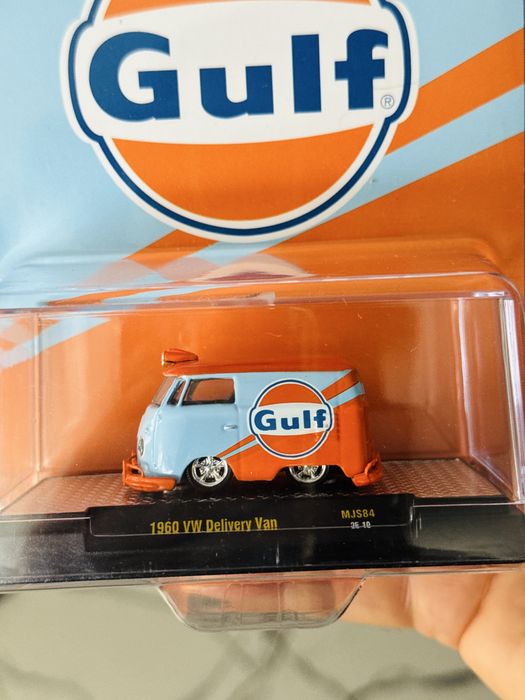 M2 Machines MiJo Exclusives 1960 VW Delivery Van GULF Volksvagen T2 T1