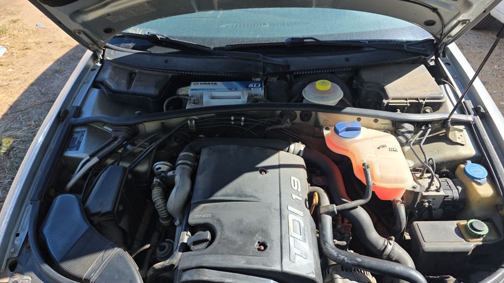 Audi A4 1.9 110cv foto 4