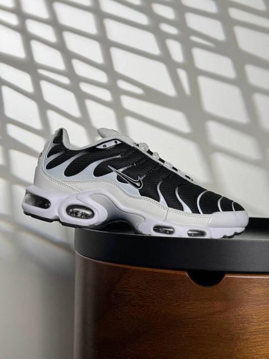 ТОП! Чоловічі кросівки Nike Air Max Plus Tn White Black 41 42 43 44 45 46