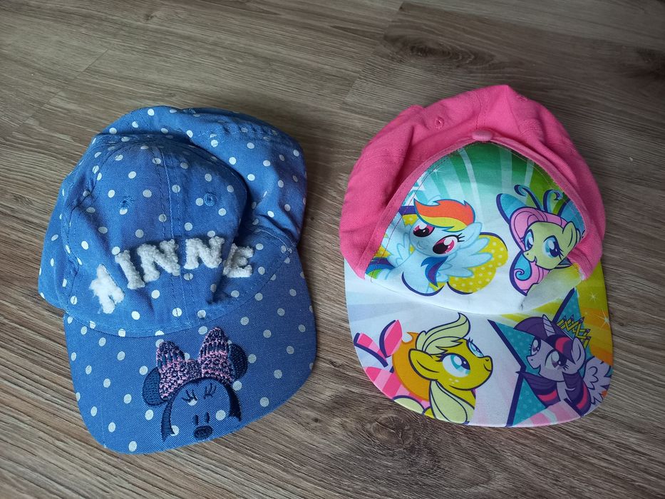 Czapki z daszkiem dziewczęce