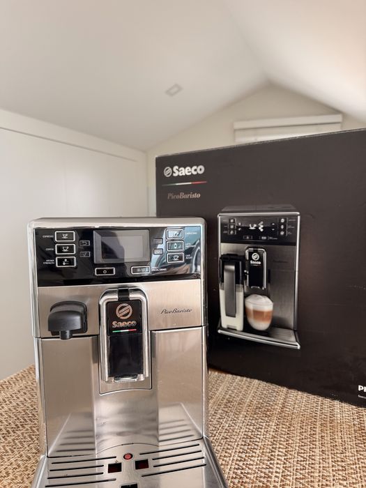 Máquina Café Saeco PicoBaristo Philips