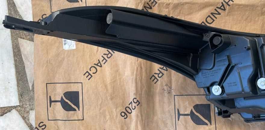 otica frontal ESQ toyota C-HR I . fase 1 - FULL LED
