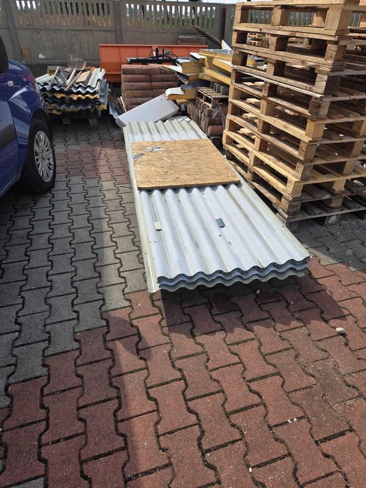 Gruba blach falista z rozbiórki