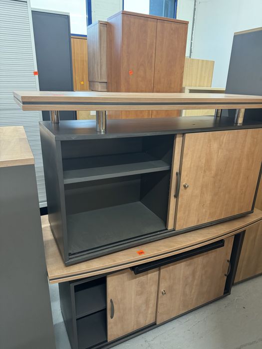 Szafka,aktowa,biurowa,zamykana ,140/74/55 uzywana,poleasingowa