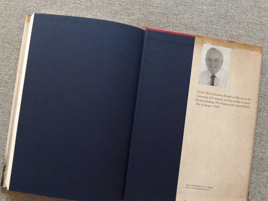 Livro "Twelve Turning Points of the Second World War" de P.M.H Bell