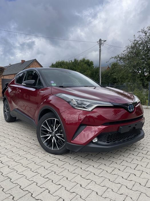 Toyota c-hr hybryda 132 tys km ksiazka serwisowa