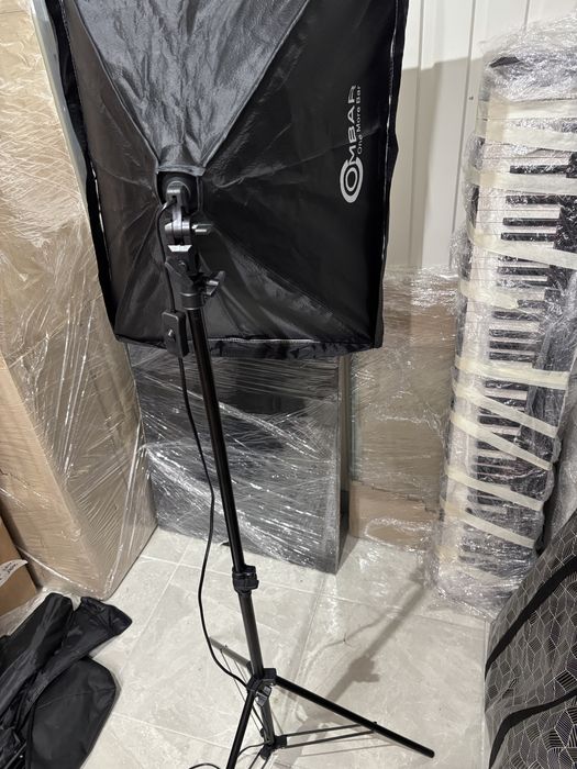 Kit de iluminação fotográfica com 2 Softbox de nylon 50 x 70 cm e 2 lâmpadas de 135 W, 5500 K E27 e 1 bolsa de transporte