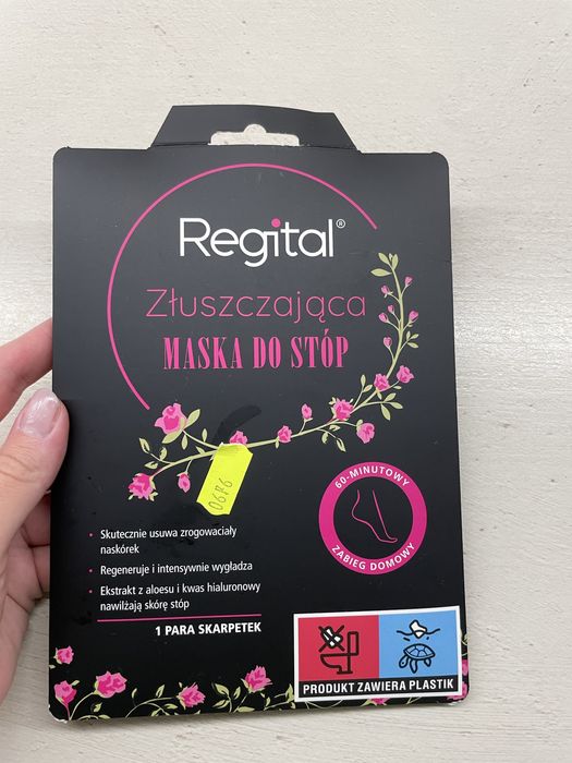 Nowa, złuszczająca maska do stóp marki Regital