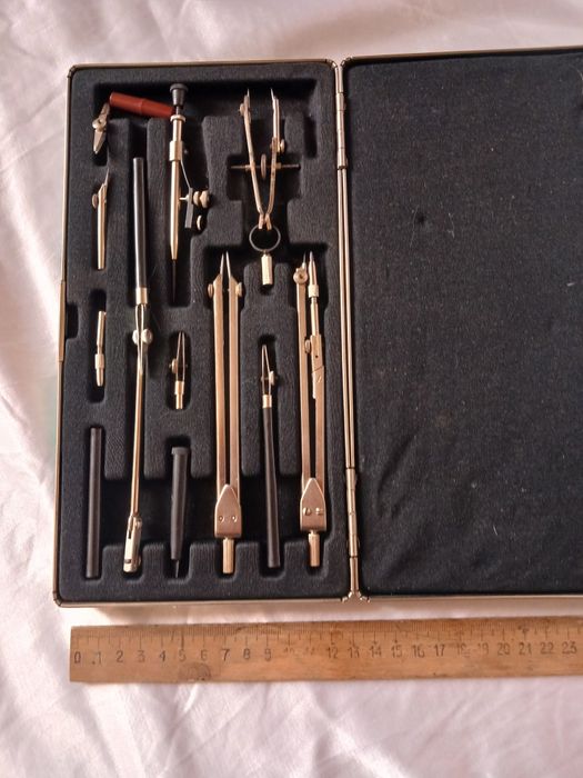 Готовальня НЧК-14-1-01