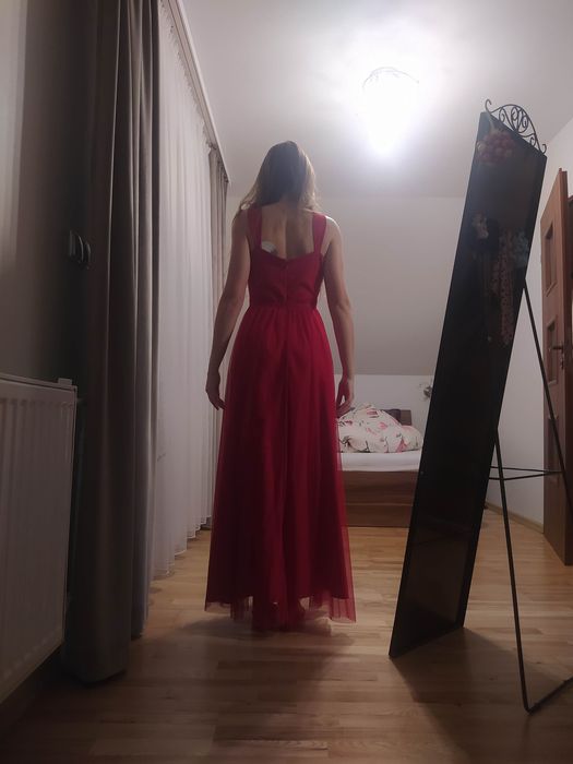 Sukienka na studniówkę