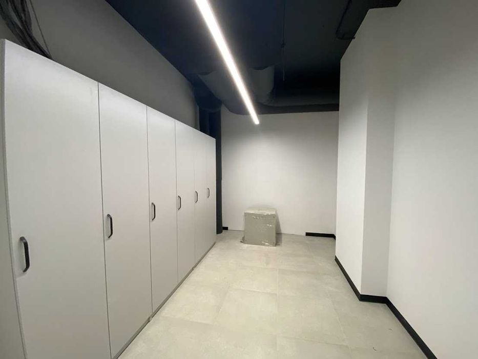 Без%! Оренда сучасного офісу на Подолі, м.Контрактовая пл. (350 кв.м.)