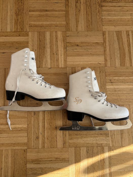 Łyżwy figurowe CCM Pirouette