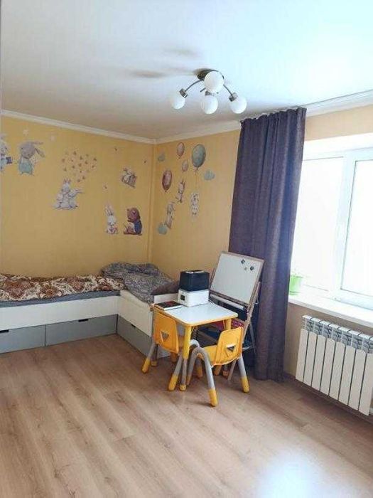 3 комнатная квартира возле метро Армейская