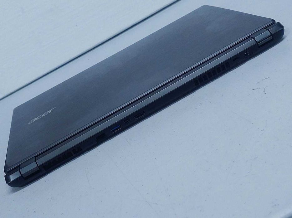 Acer i3 SSD 12Gb Ram ecrã Touch