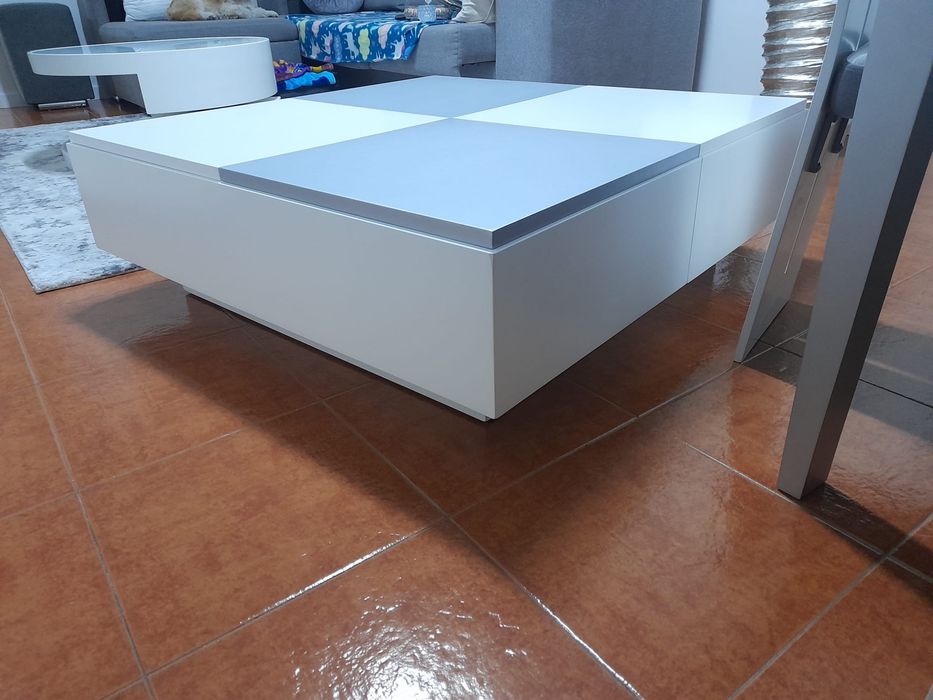 Mesa de sala como nova