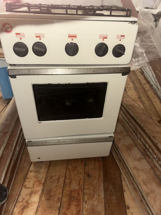 Продам газову плитку не дорого