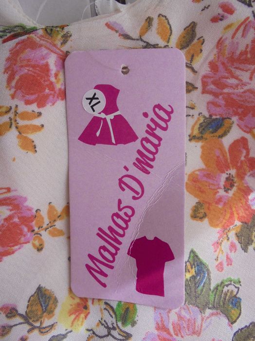 vestido de senhora muito chique novo