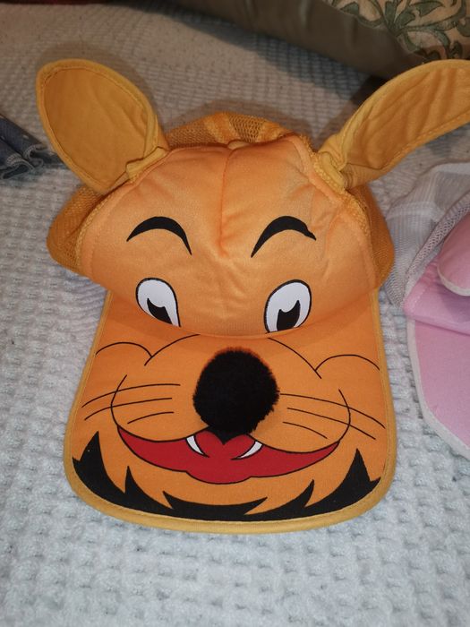 Bonés c/ animais (Yoplait/Petits Filous)