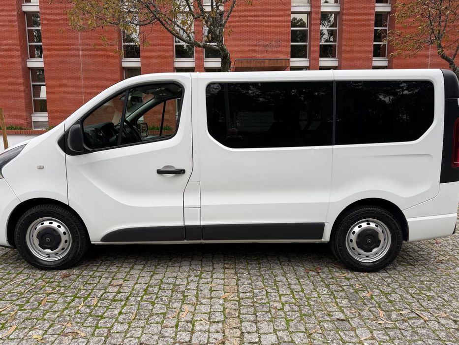 Opel Vivaro 1.6 CDTI 9 lugares