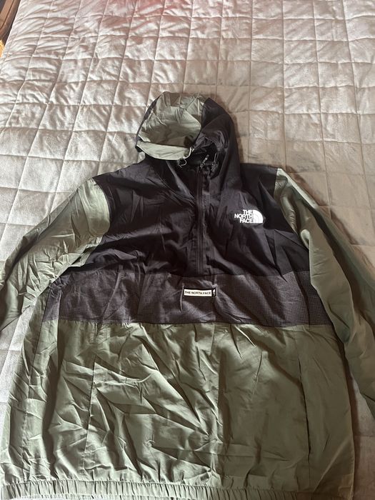 Вітровка the north face