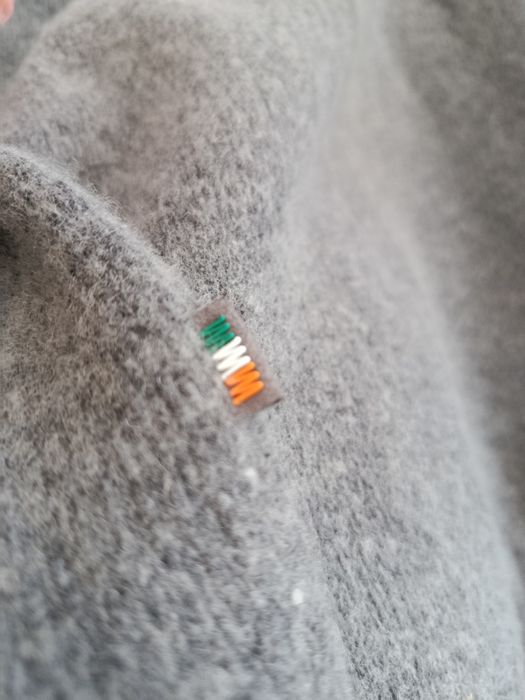 Светр вовняний від Dubarry