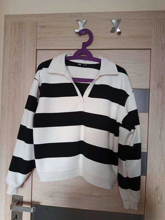 Bluza w paski z kołnierzykiem