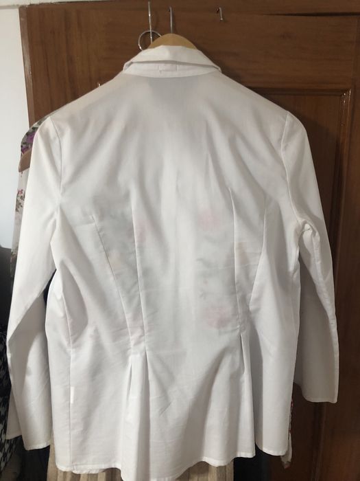 Camisa branca bordada