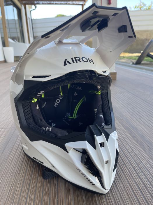 Capacete airoh twist 3