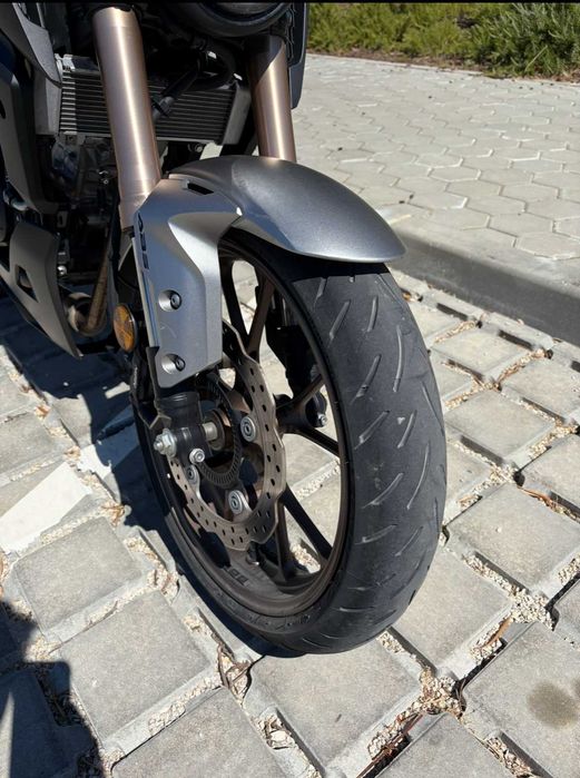 Honda CB125R 2023