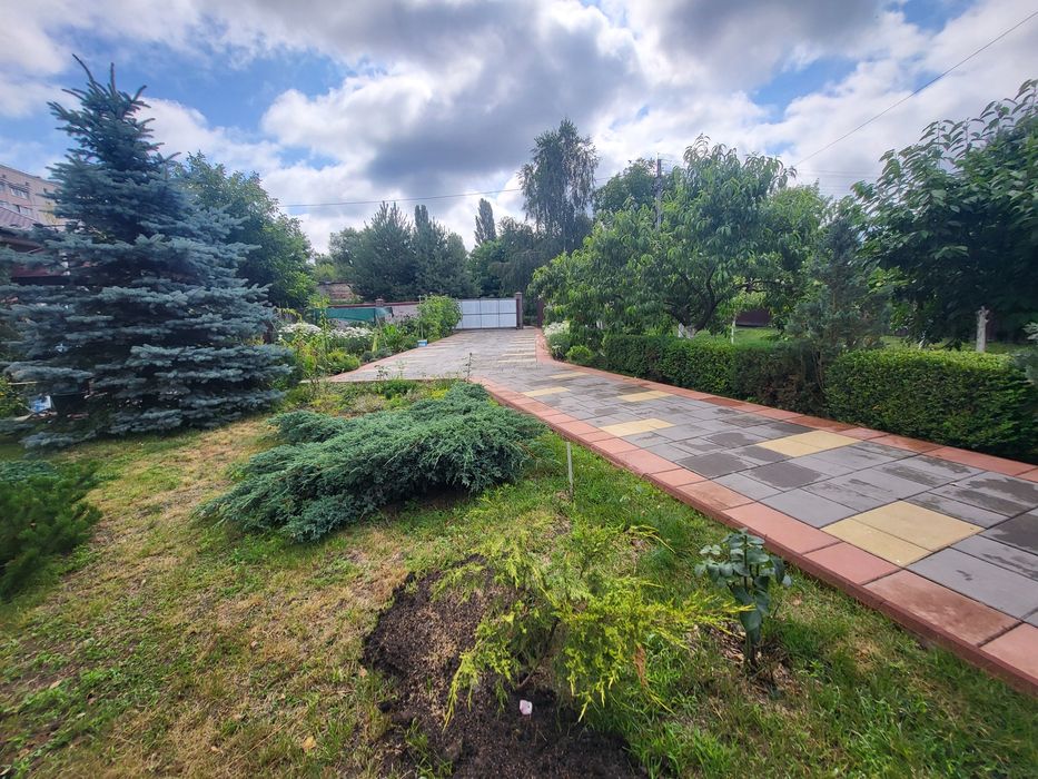 Продам будинок з банькою, доглянута ділянка!