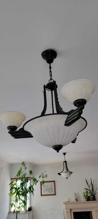 Candeeiros de Tecto Estilo Clássico em Ferro Forjado e Vidro Fosco