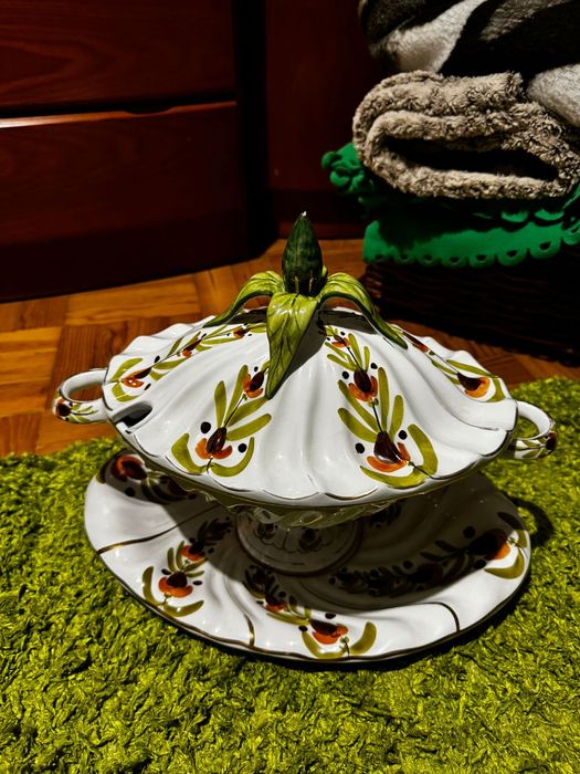 Terrina pintada à mão AOL