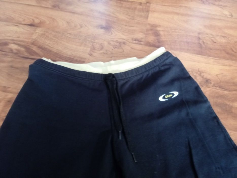 Spodnie dresowe czarne