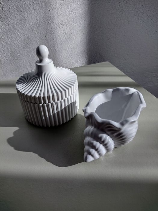 Conjunto concha e pote luxo com tampa peças decorativas