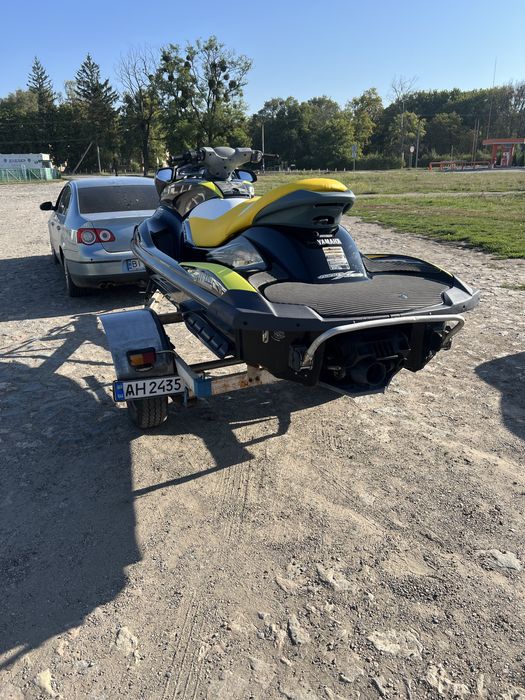 Yamaha FX1800 180кс 2011 год без вложений