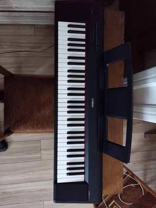 Pianino cyfrowe Yamaha NP-15 Piaggero Black