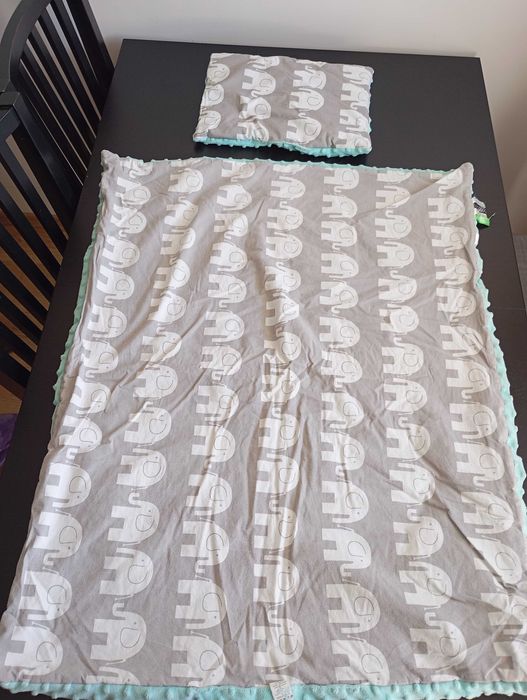 Komplet pościeli do łóżeczka – kocyk 100×75 + płaska poduszka