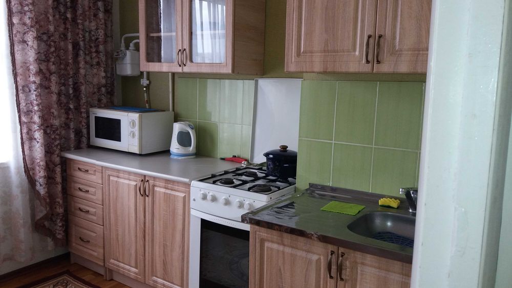 Квартира погодинно, подобово Ярослава Мудрого(центр) ,пісчаний