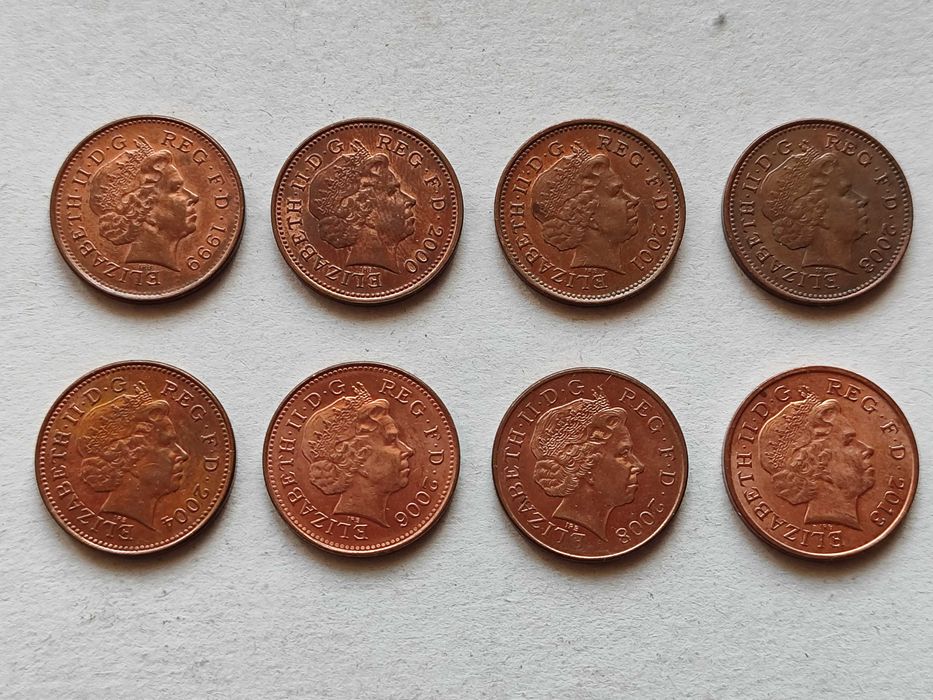 Lote 22 moedas inglesas (Libras) em excelente estado de conservação