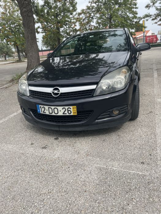 Opel Astra GTC 2 lugares
