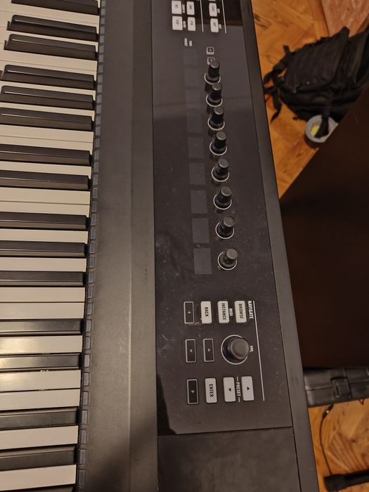 Piano controlador komplete kontrol S88