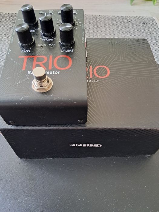 DigiTech Trio Band Creator efekt pedał drum machine