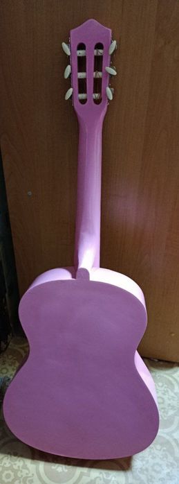 Гітара Cherrystone рожевого кольору