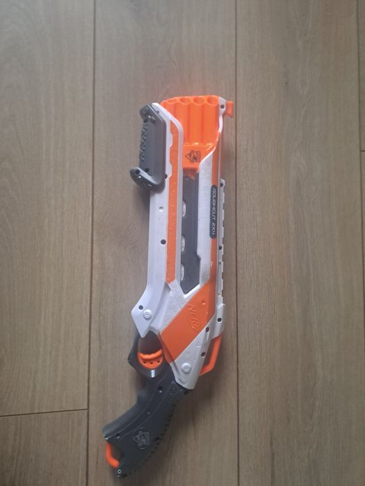 Nerf roughest 2×4