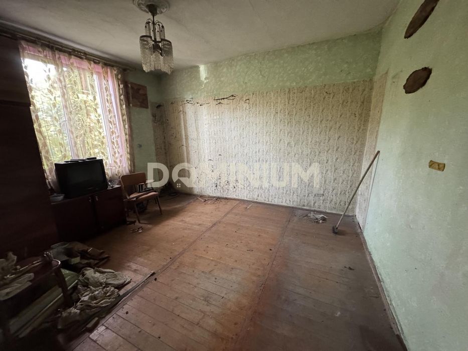 Продаж  . Будинок . Cертифікат . Хуст.