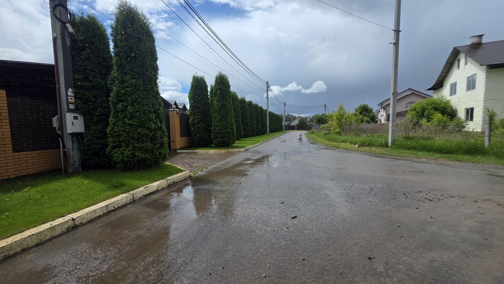 КУТОВА ДІЛЯНКА фасад 50 метрів , р-н вул.Дружби нсродів