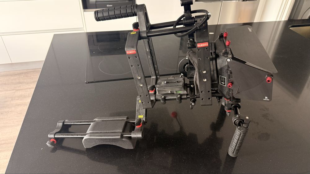 Vendo Cage Film City com anel de focus