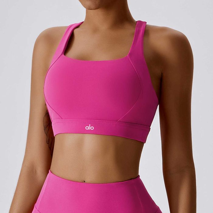 Топ спортивний Alo Yoga Airlift Suit Up Sports Bra Magenta