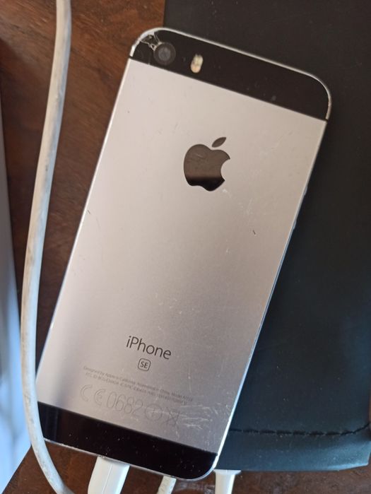 iPhone SE para peças