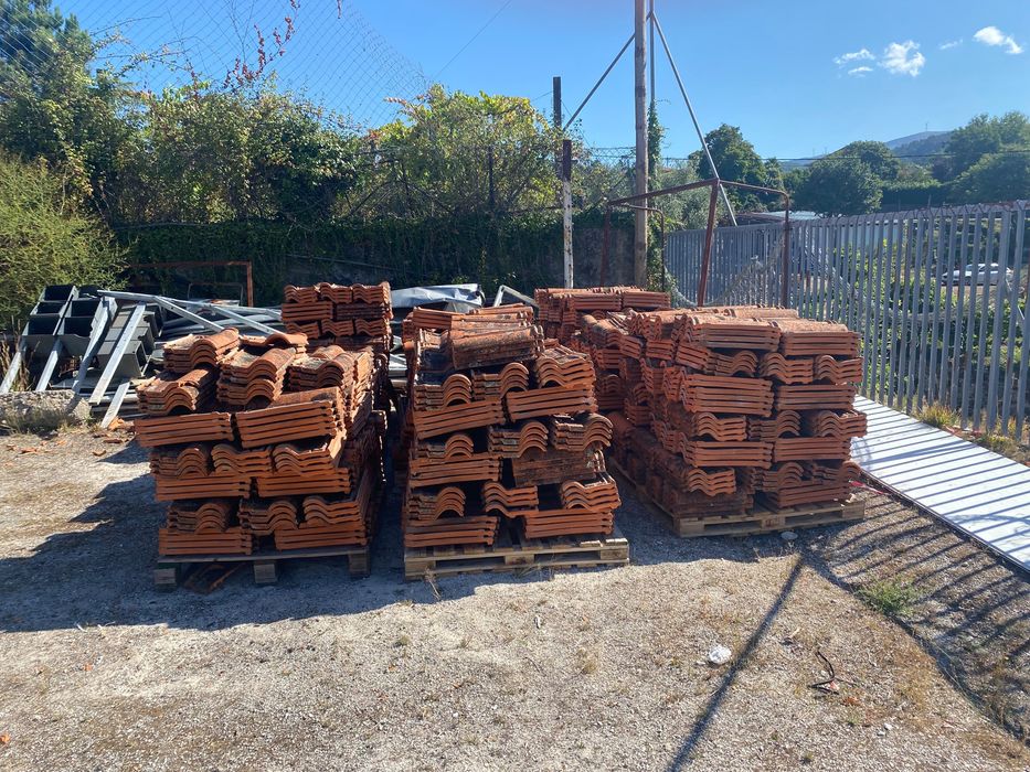 Telhas para vender